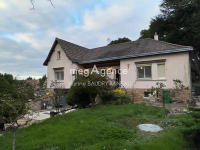 Maison - 135 m² - 5 pièces