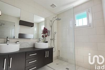 Maison - 111 m² - 7 pièces