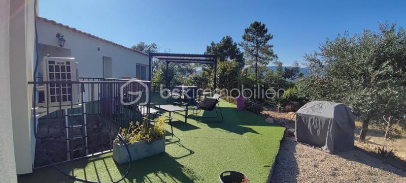 Demeure - 242 m² - 8 pièces