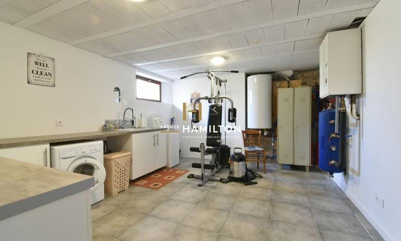 Corps de ferme - 290 m² - 11 pièces