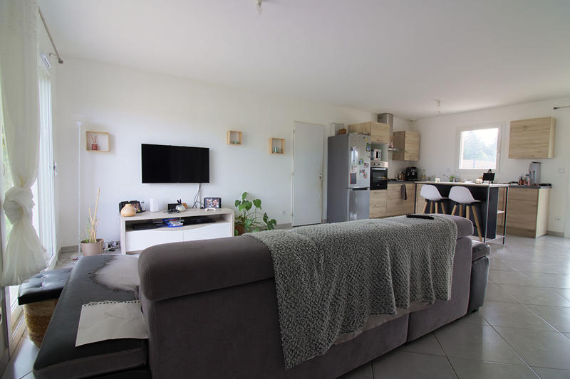 Maison - 90 m² - 5 pièces