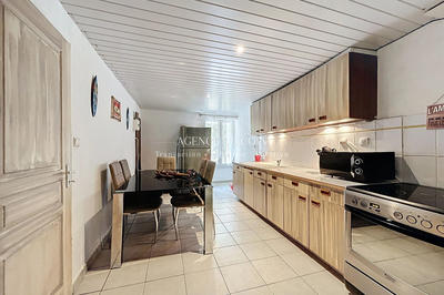 Appartement - 60 m² - 4 pièces