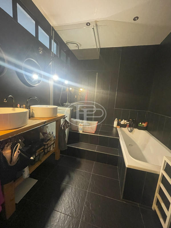 Maison contemporaine - 167 m² - 5 pièces