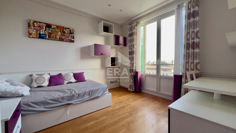 Maison - 167 m² - 6 pièces