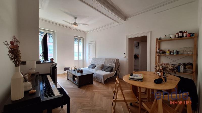 Appartement - 94 m² - 4 pièces