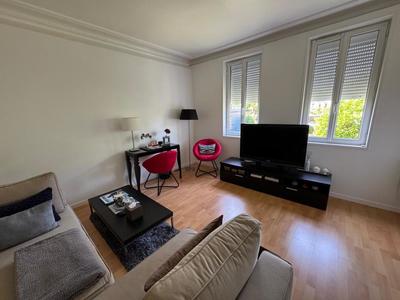 Maison ancienne - 255 m² - 10 pièces