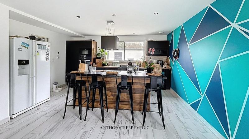 Maison - 148 m² - 8 pièces