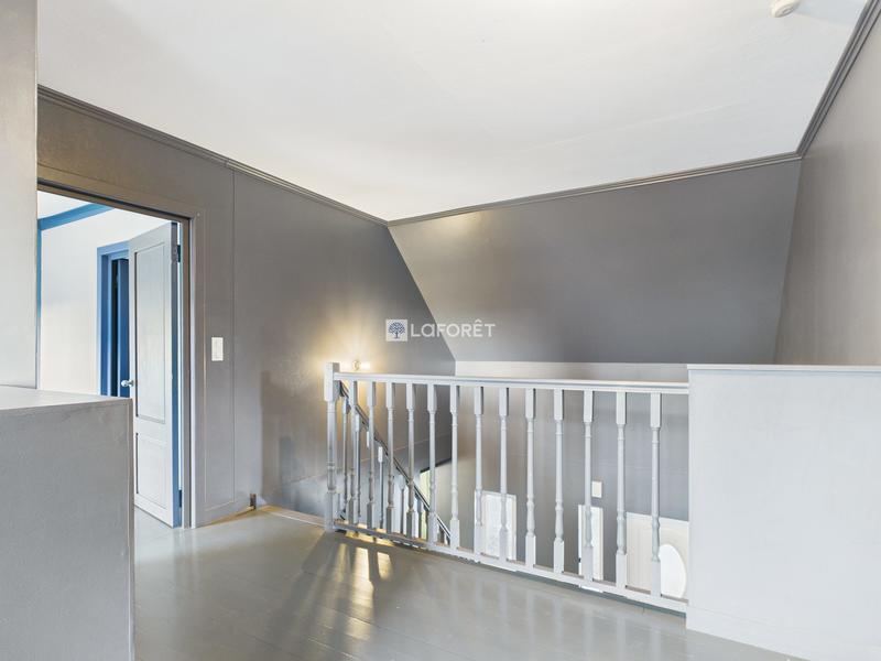 Maison contemporaine - 180 m² - 7 pièces