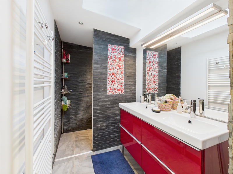 Maison - 203 m² - 8 pièces