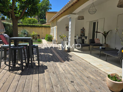 Villa - 145 m² - 4 pièces