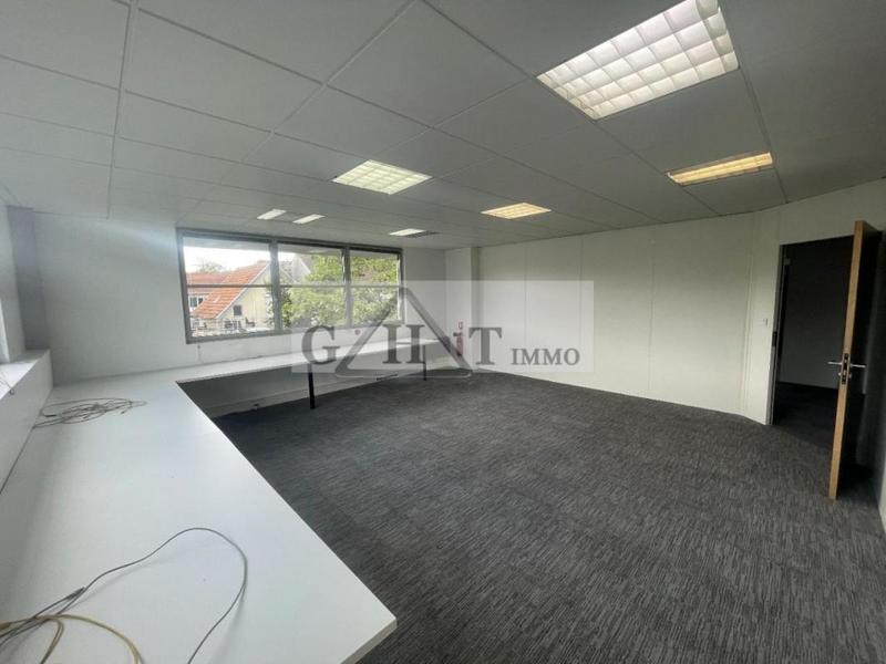 Bureau - 268 m²