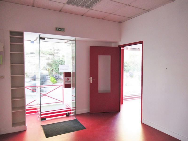 Local commercial - 75 m² - 3 pièces
