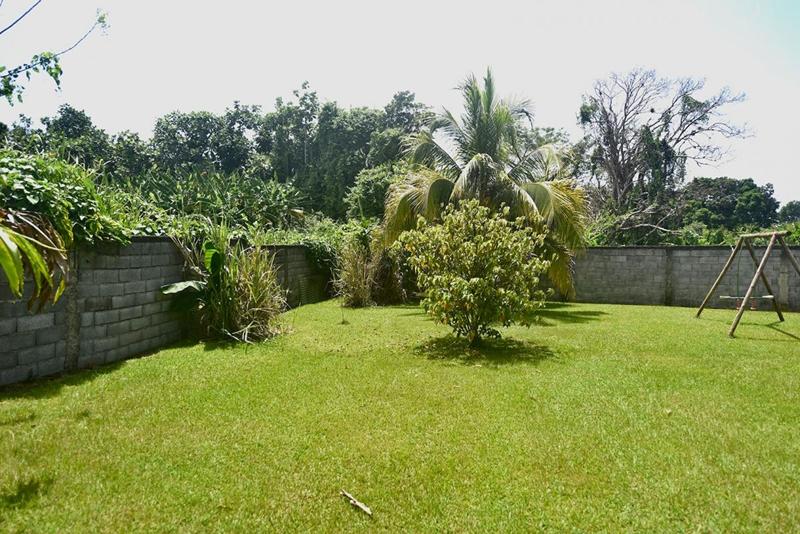 Maison - 236 m² - 7 pièces