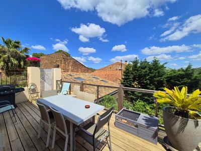 Maison - 405 m² - 15 pièces