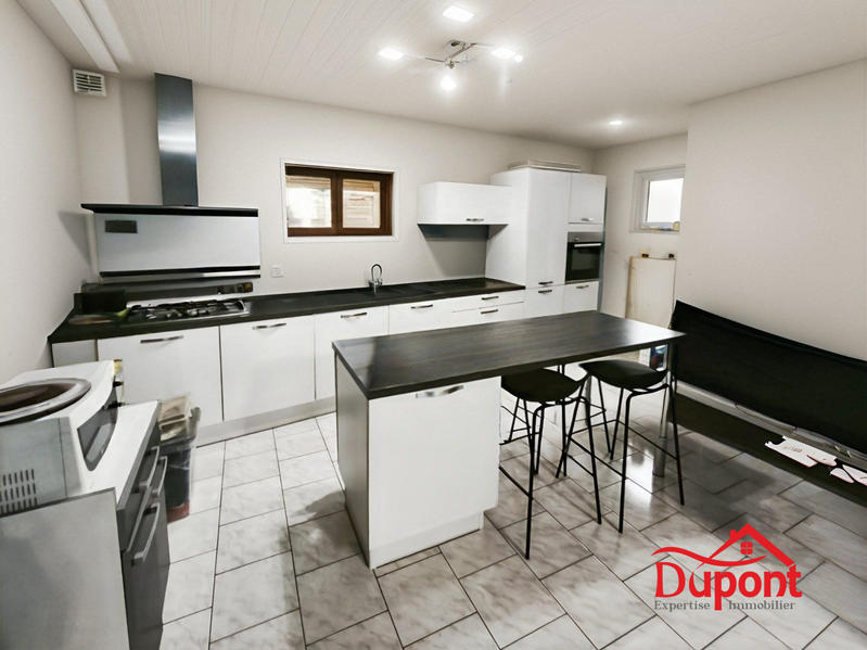 Maison - 95 m² - 3 pièces