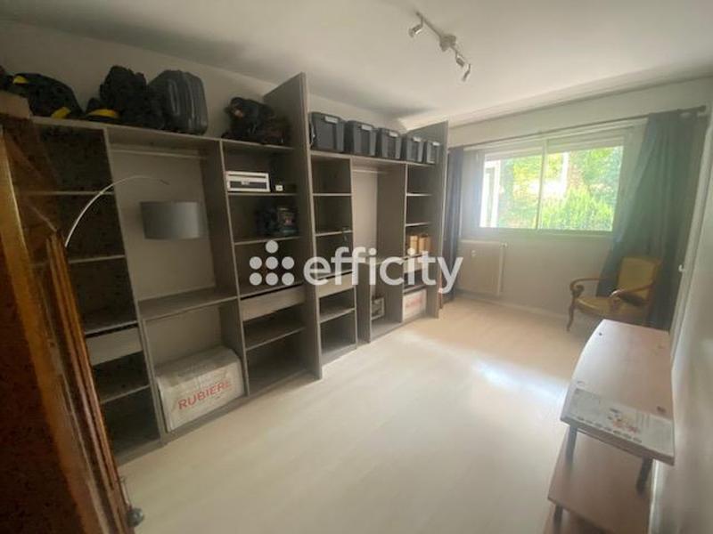 Appartement - 157 m² - 5 pièces