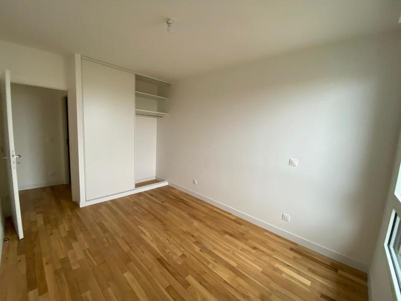 Appartement - 81 m² - 4 pièces