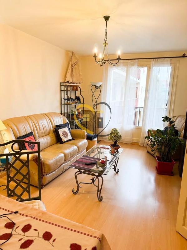 Appartement - 66 m² - 3 pièces