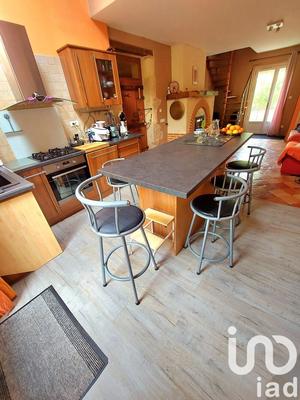 Maison - 430 m² - 10 pièces