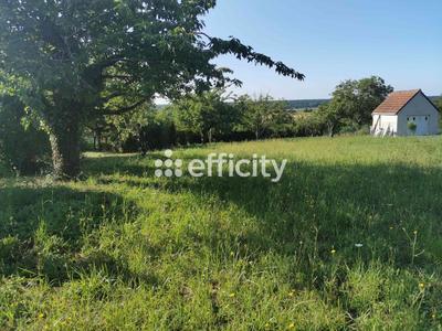 Terrain constructible - 1 505 m²