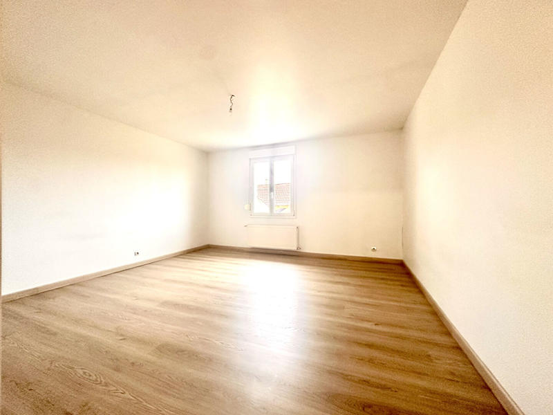 Maison - 186 m² - 5 pièces