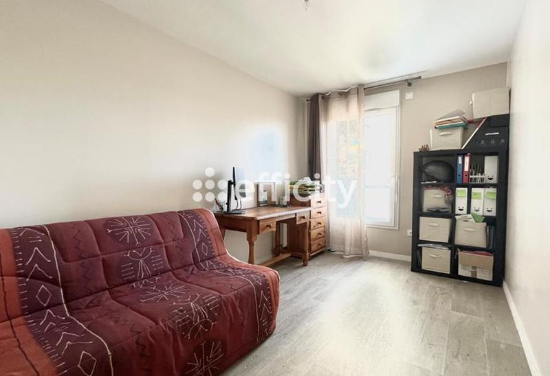 Maison - 102 m² - 4 pièces