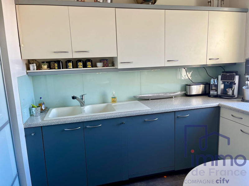 Appartement - 120 m² - 5 pièces