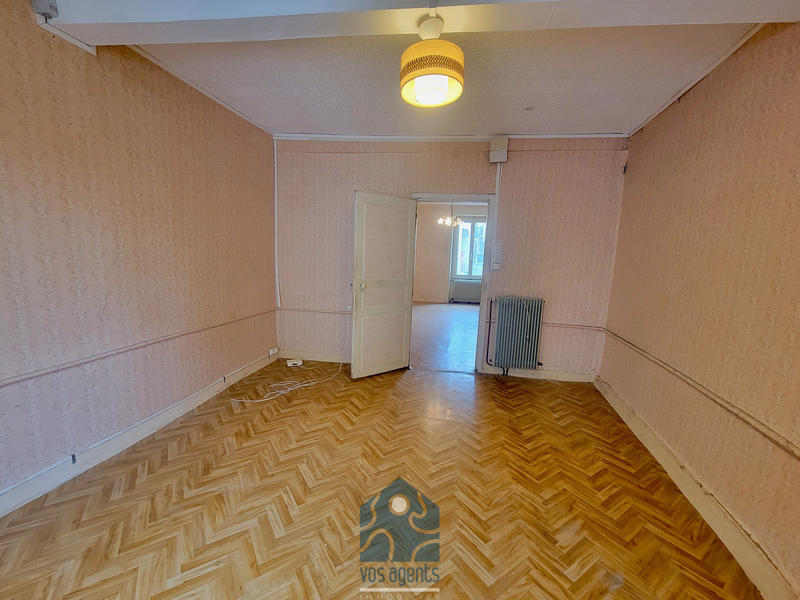 Maison de village - 203 m² - 7 pièces