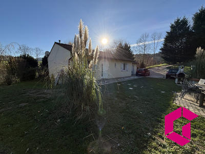 Maison - 89 m² - 4 pièces