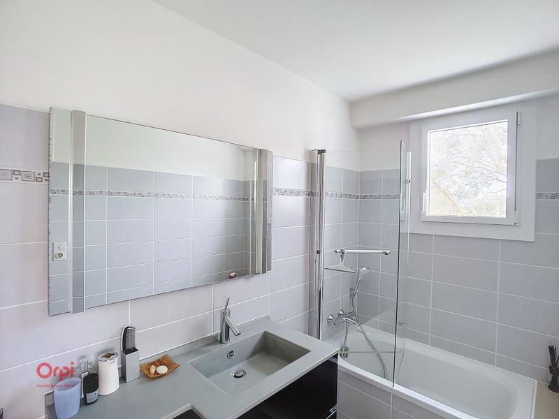 Maison - 283 m² - 7 pièces