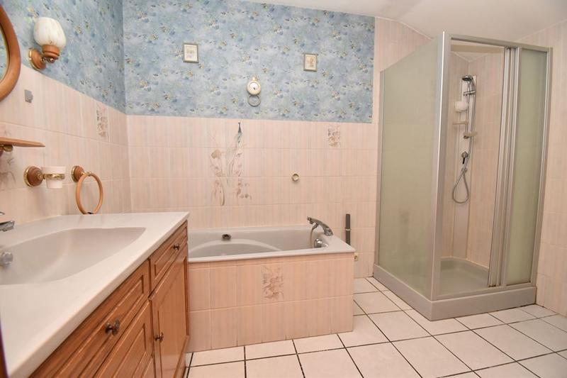 Maison de village - 112 m² - 6 pièces