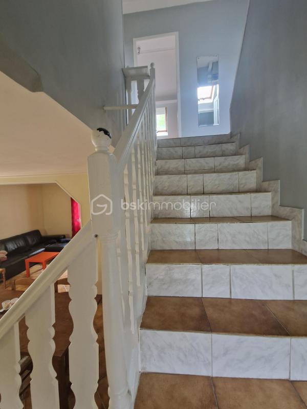 Maison - 131 m² - 6 pièces