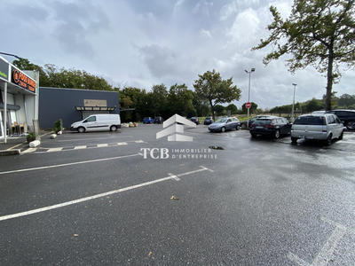 Local commercial - 144 m²