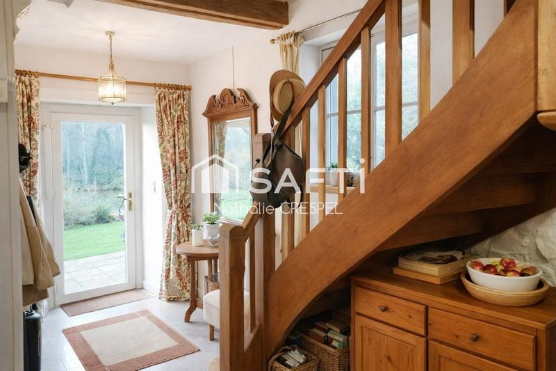 Propriété - 180 m² - 11 pièces