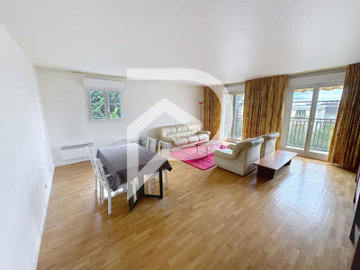 Appartement - 102 m² - 4 pièces