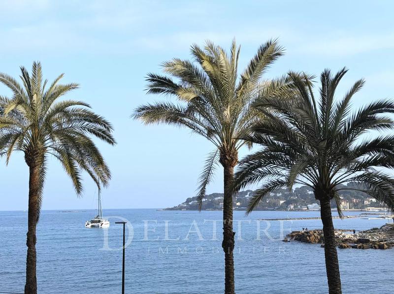 Appartement - 95 m² - 3 pièces