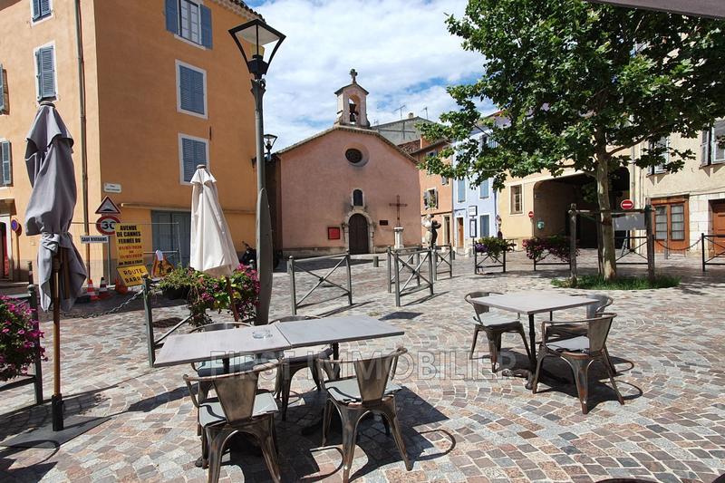 Appartement - 240 m² - 8 pièces