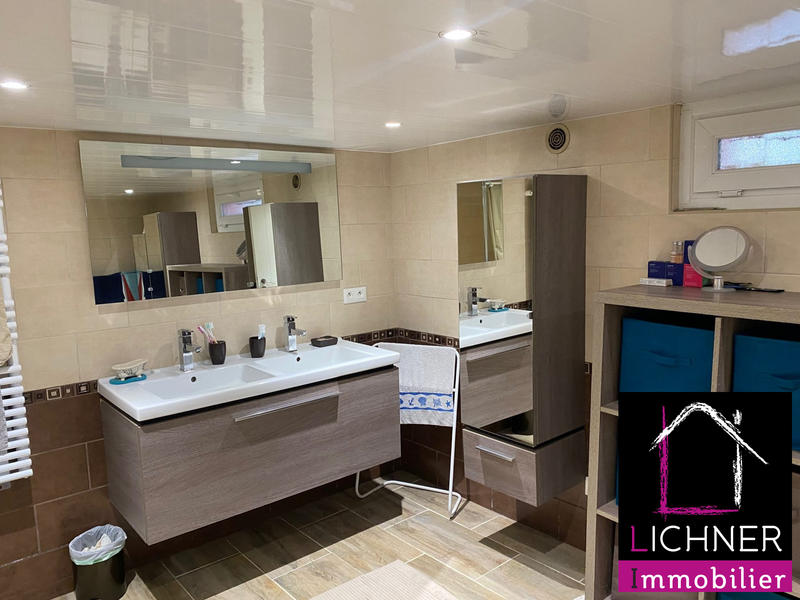 Maison - 96 m² - 5 pièces