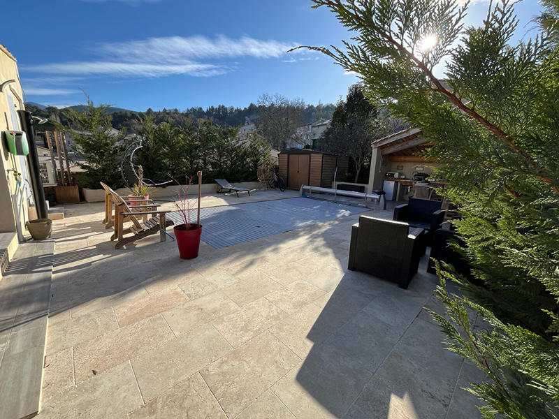 Maison - 149 m² - 6 pièces