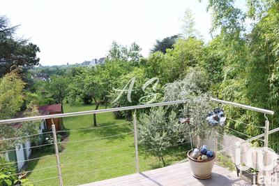 Maison - 195 m² - 9 pièces