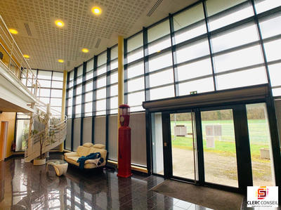 Local d'activités - 4 447 m²