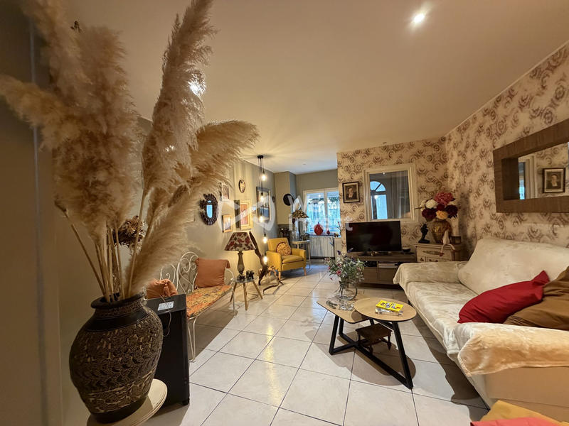 Maison - 115 m² - 6 pièces