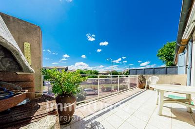 Maison - 280 m² - 6 pièces