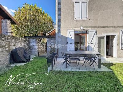 Appartement - 75 m² - 3 pièces