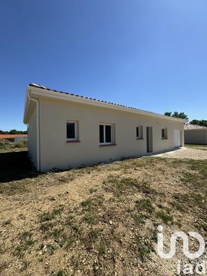 Maison - 99 m² - 5 pièces