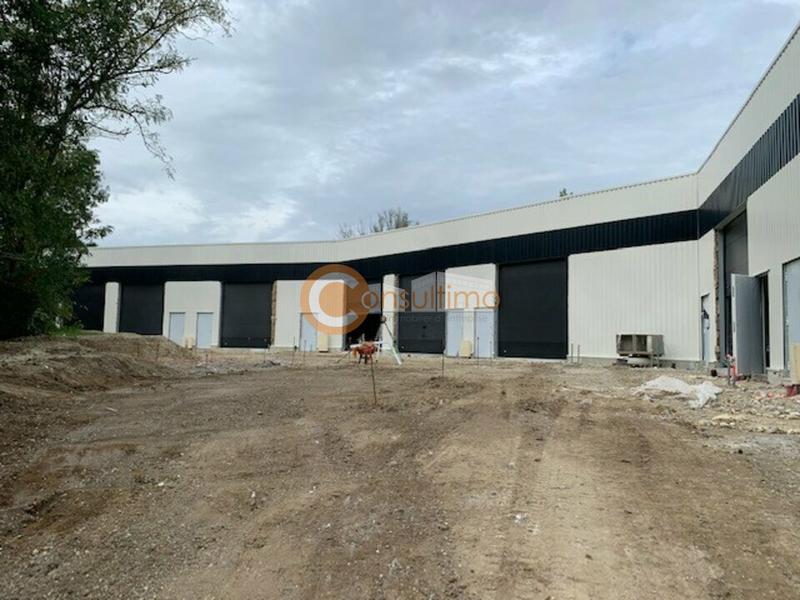 Local d'activité / Entrepôt - 155 m²