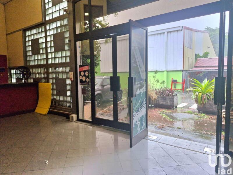 Local commercial - 642 m²