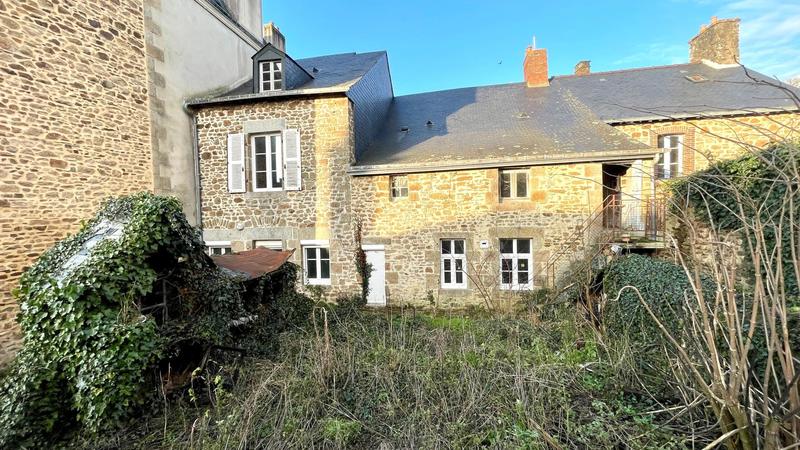 Maison de ville - 187 m² - 10 pièces