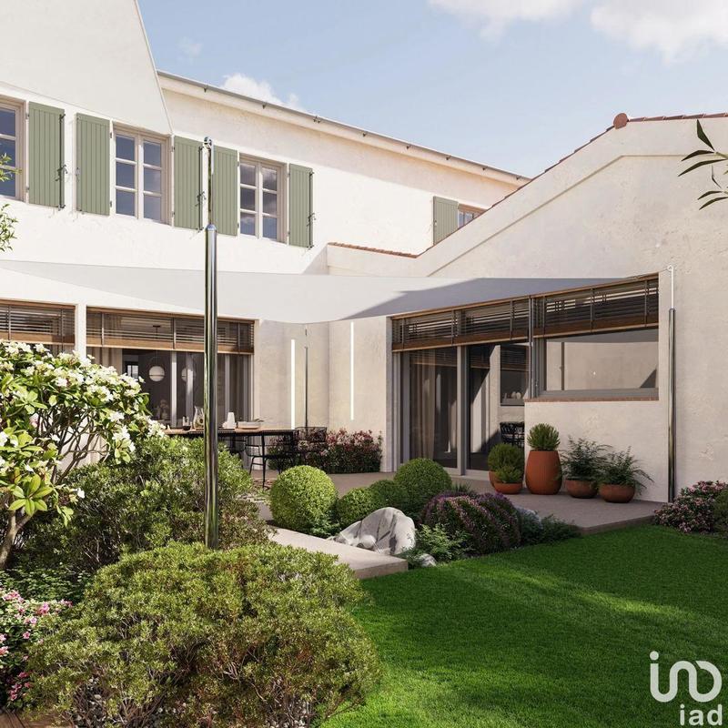 Maison - 397 m² - 7 pièces