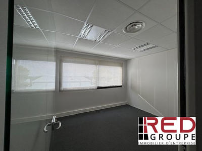 Bureau - 204 m²